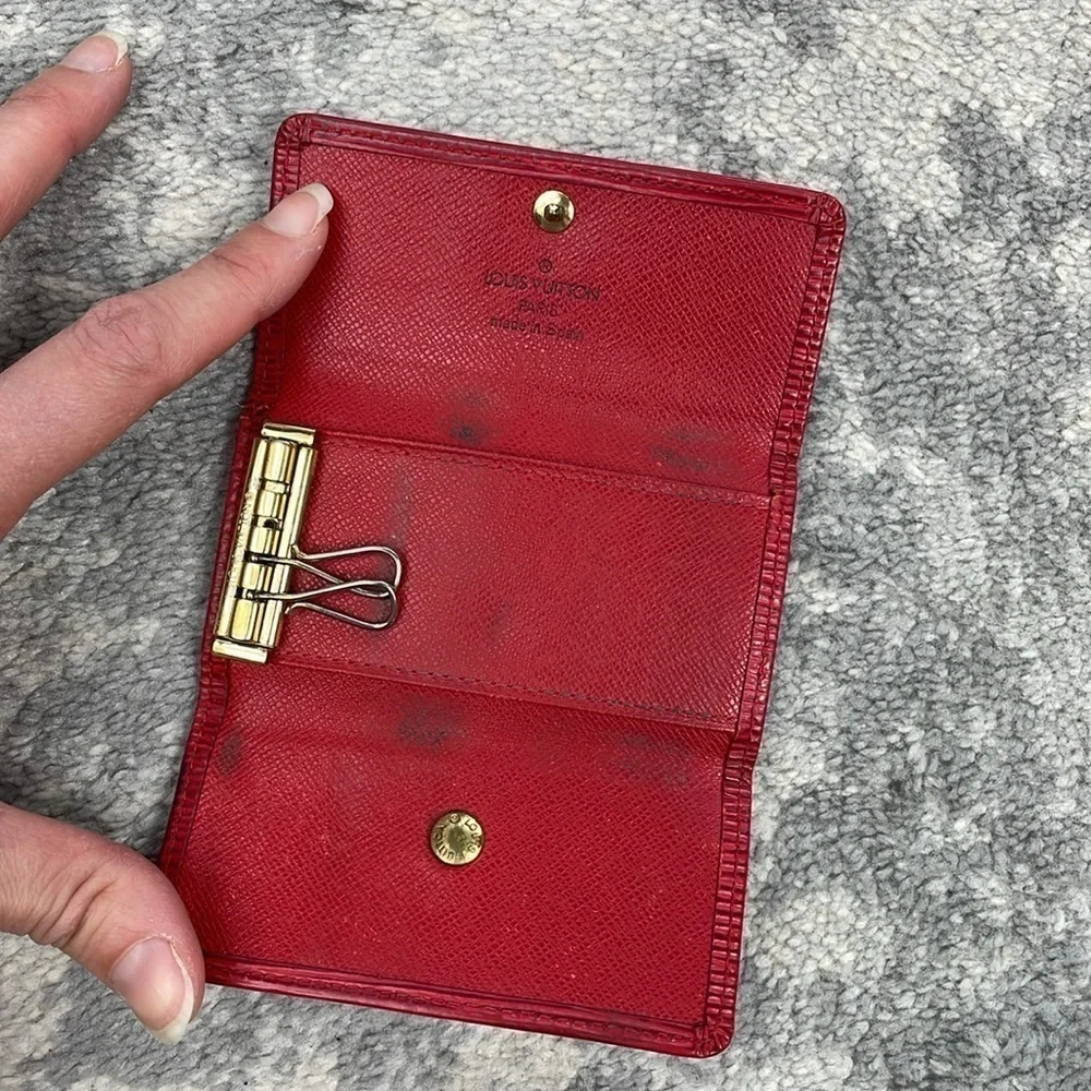 Louis Vuitton 4 Key Holder Case Red Epi Leather Snap Wallet